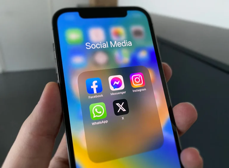 Calendrier éditorial pour les réseaux sociaux : méthode et modèle Calendrier éditorial réseaux sociaux : applications sur smartphone